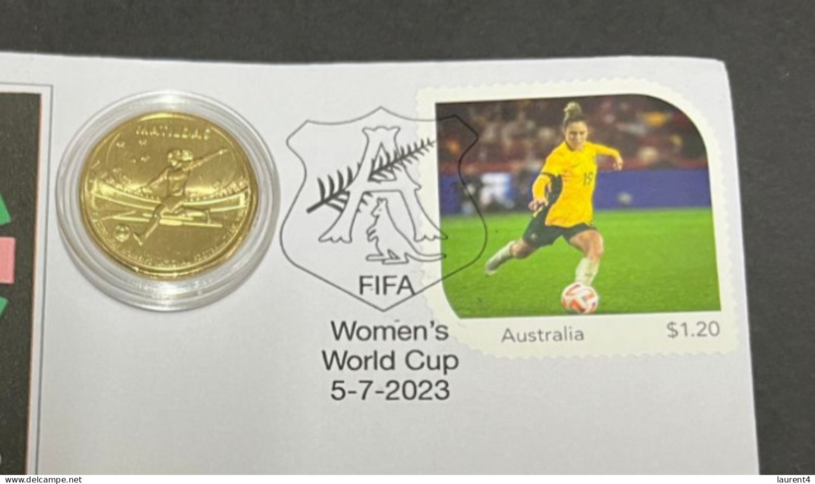 7-7-2023 (1 S 35A) $ 1 - Women's Football  World Cup (1 Of 4 Coins Issued) On FIFA Football Cover (released 11-7-2023) - 2 Dollars