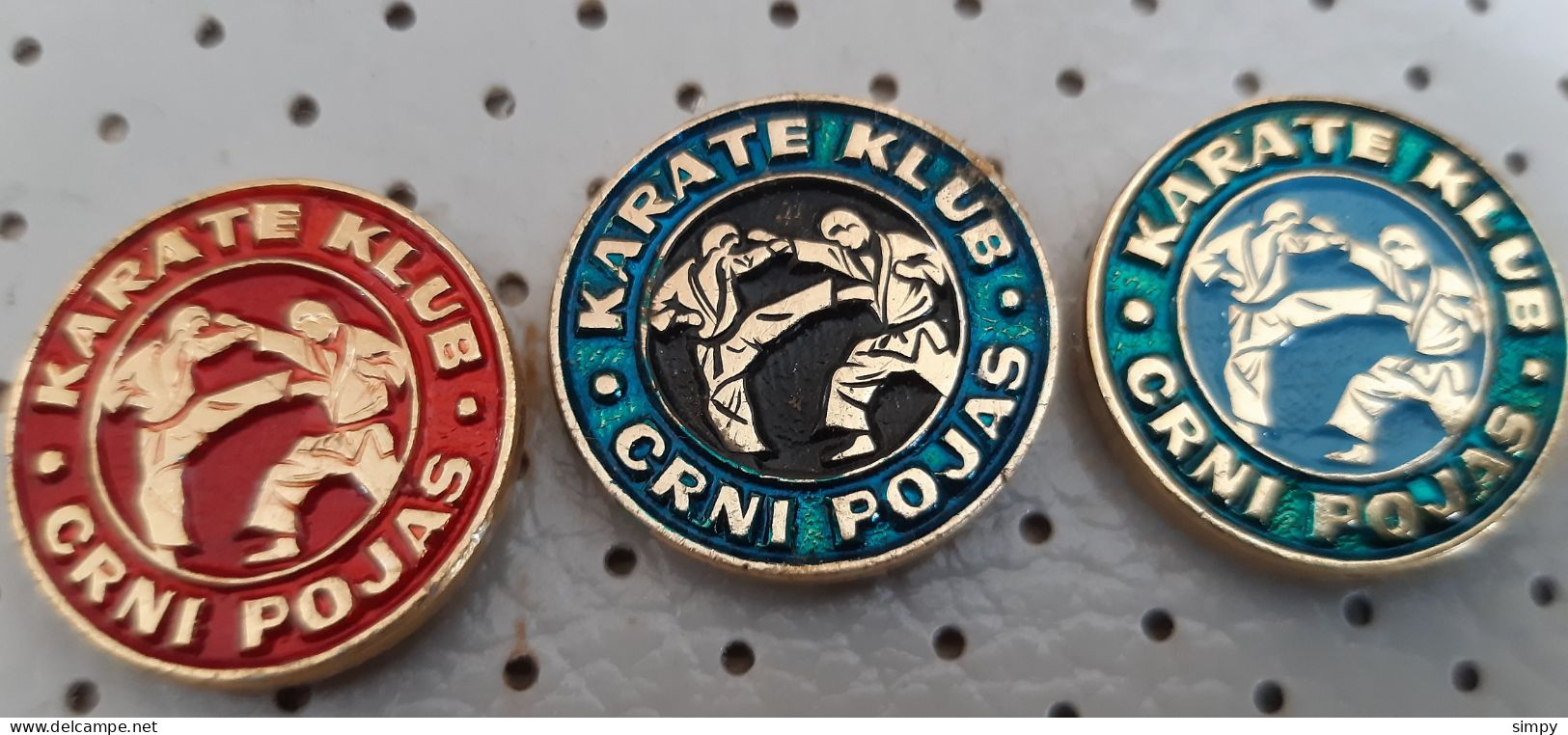 Karate Club Crni Pojas Black Belt  YUgoslavia Vintage Pins - Judo