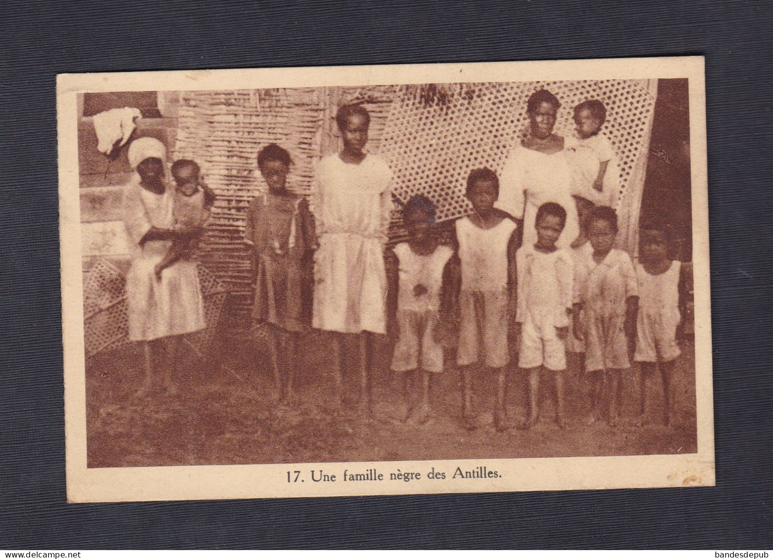 Missions  Mission Noviciat Et Procure  Louvain Leuven Une Famille Negre Des Antilles ( 56558) - Missions