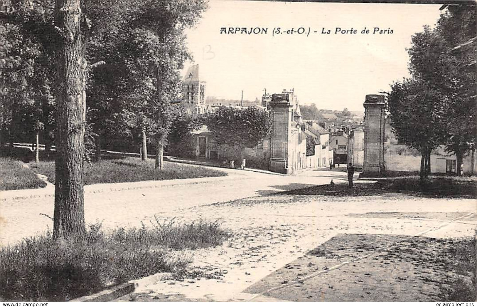 Arpajon           91           La Porte De Paris  -  2  -         (voir Scan) - Arpajon