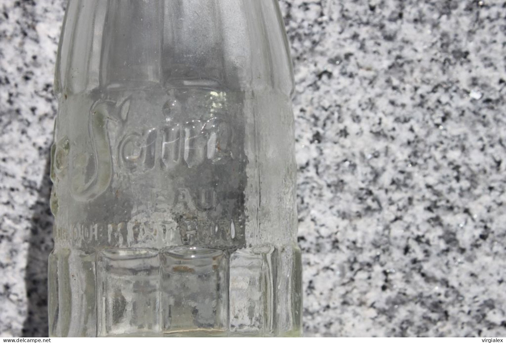 Lot 2 bouteilles anciennes ROC-SAIN - Boisson Ancienne Eau de Source Saint-Louis Montmorillon Vienne