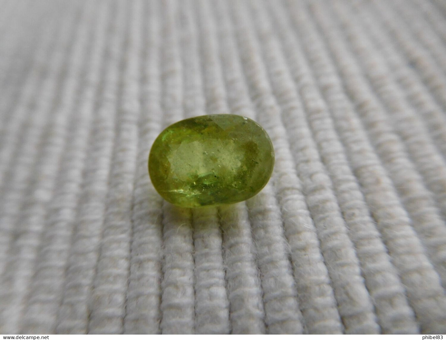 PIERRE FINE SPHENE Ou TITANITE VERTE TAILLE OVALE A FACETTES 2 CARATS CL07 - Other & Unclassified