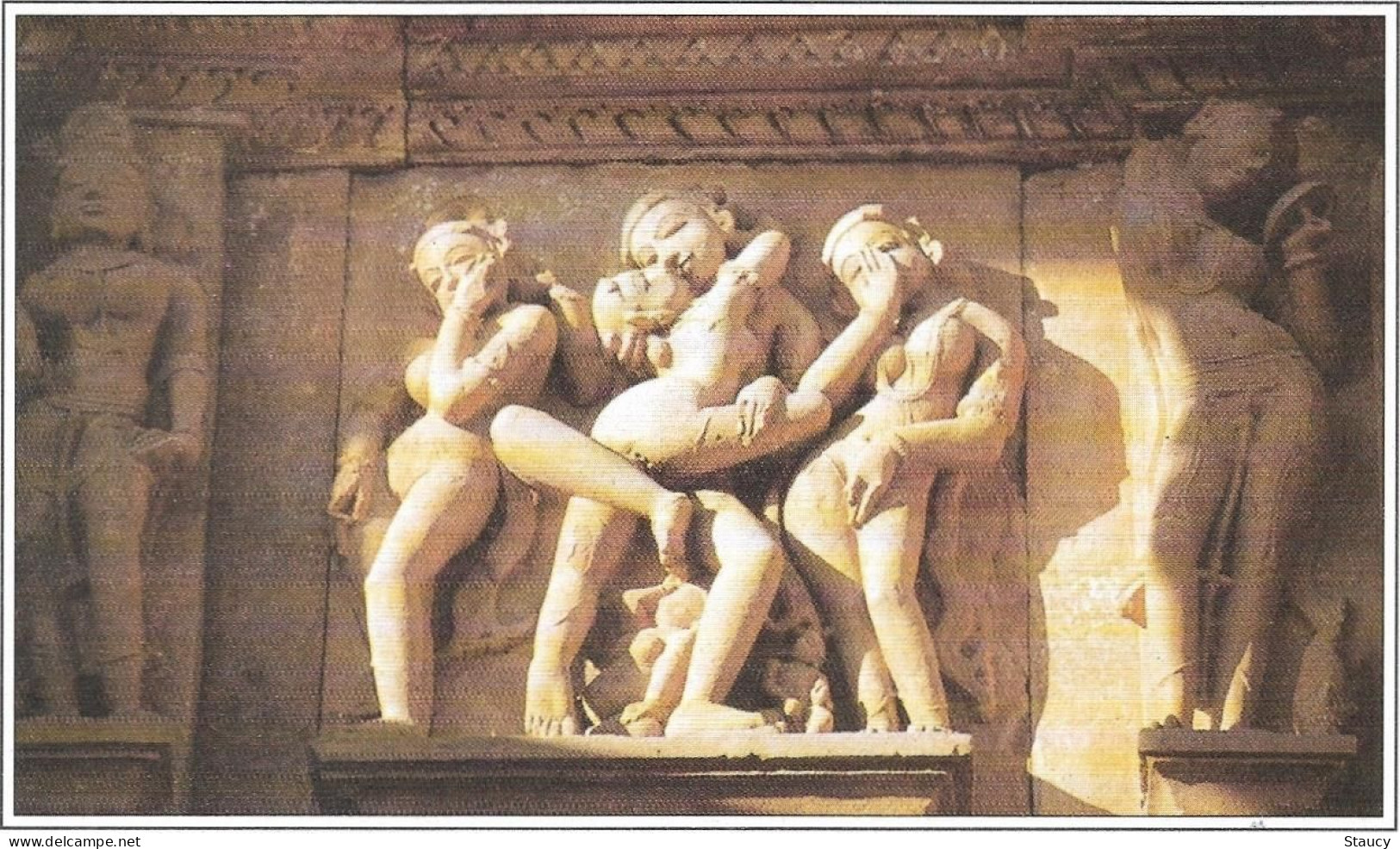 India Khajuraho Temples MONUMENTS - Erotic Figure From Kandariya Mahadev TEMPLE 925-250 A.D Picture Post CARD Per Scan - Ethnics