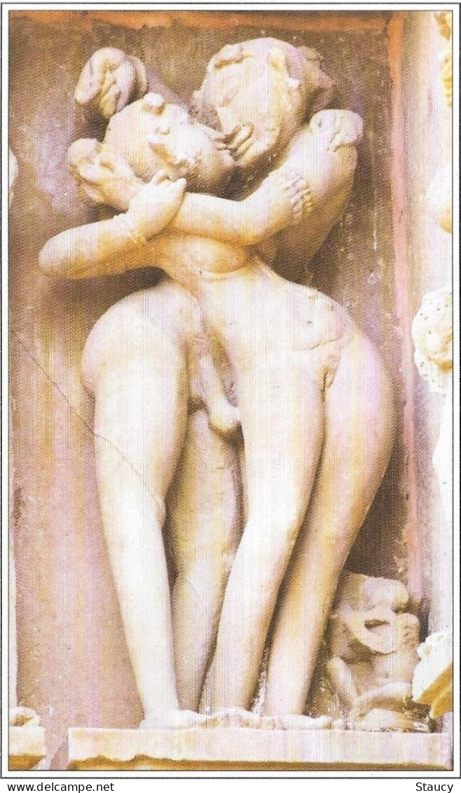 India Khajuraho Temples MONUMENTS - Erotic Figure From Lakshman TEMPLE 925-250 A.D Picture Post CARD Per Scan - Etnica & Cultura