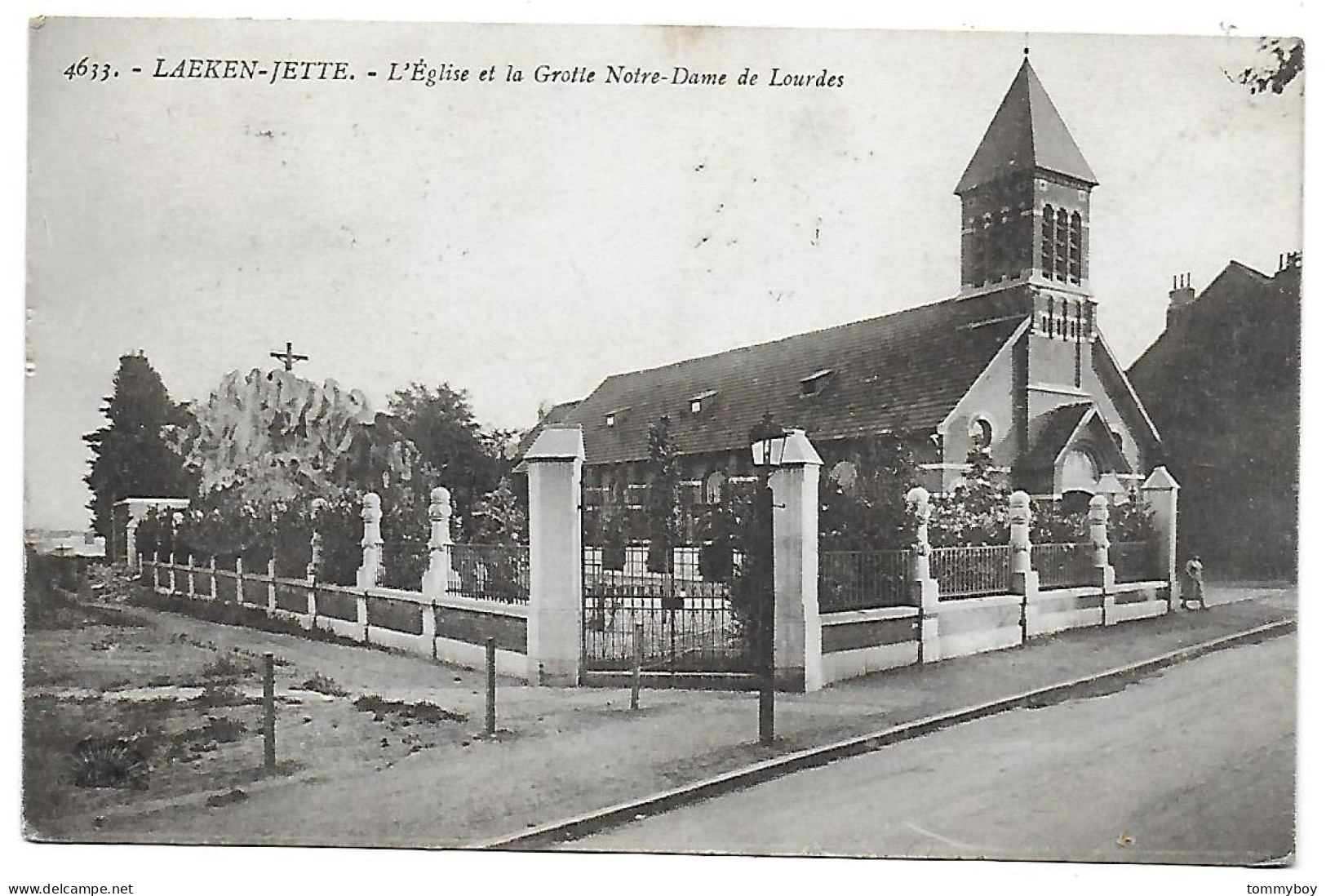 CPA Laeken-Jette, L'église Et La Grotte Notre-Dame De Lourdes - Jette