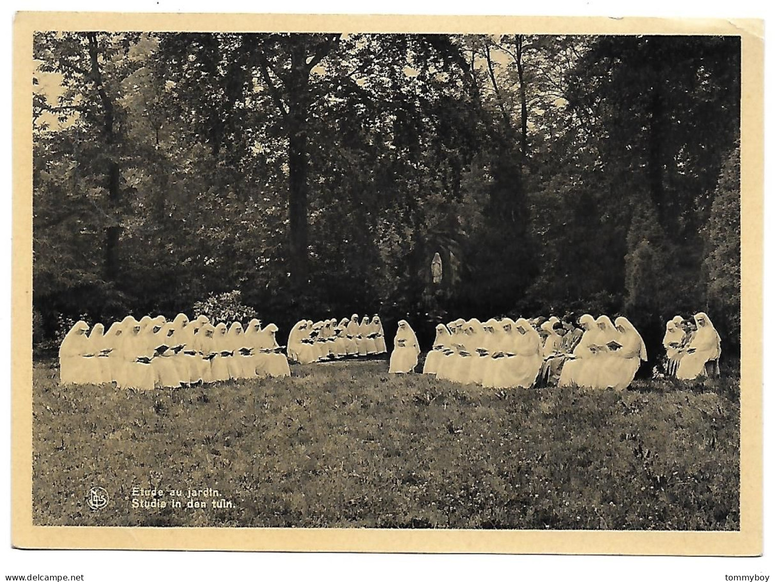 CPA Wuestwezel, Franciscaines Missionnaires De Marie, Etude Au Jardin - Wuustwezel