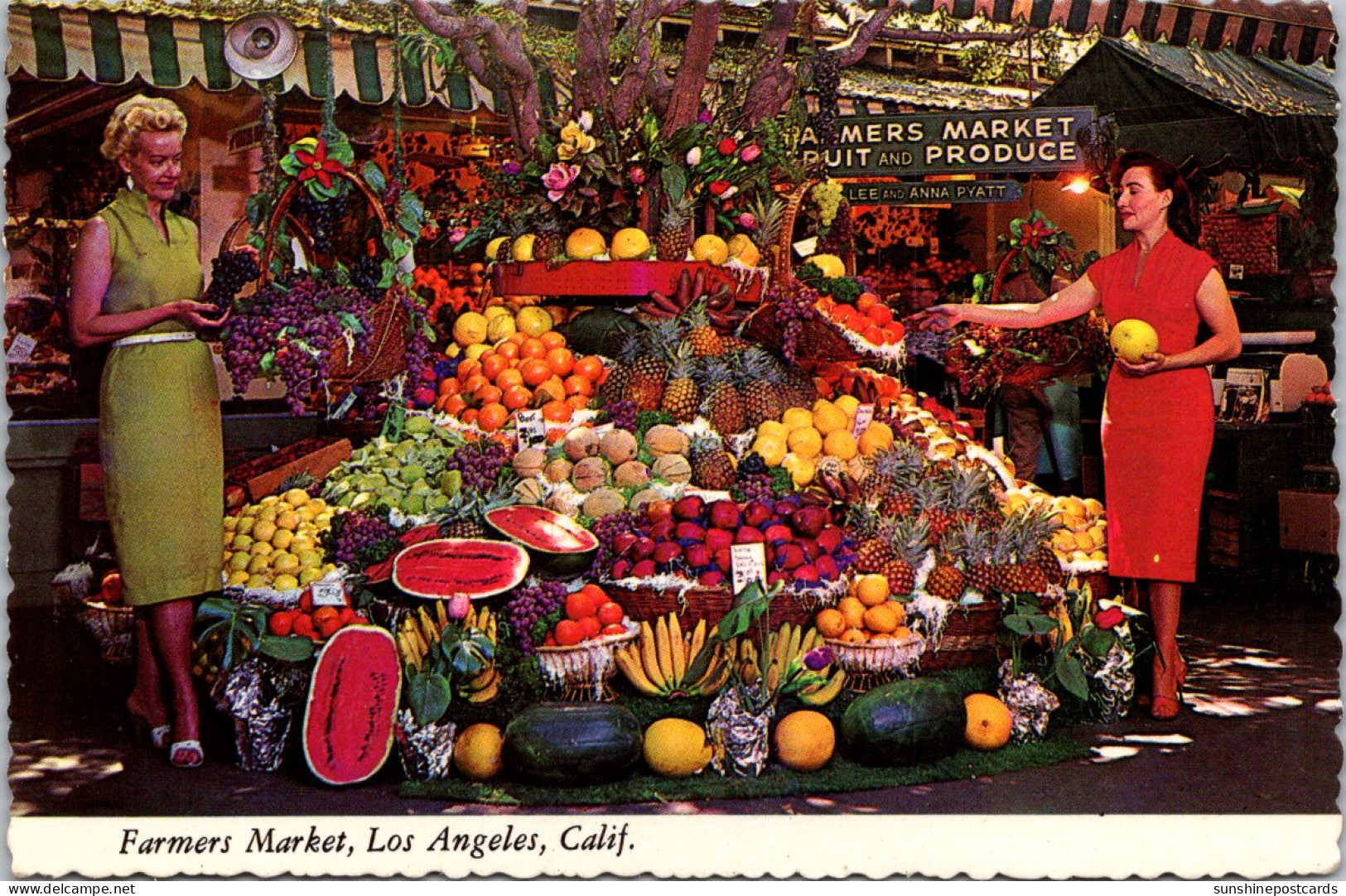 California Los Angeles Framers Market Fruit Display 1976 - Los Angeles