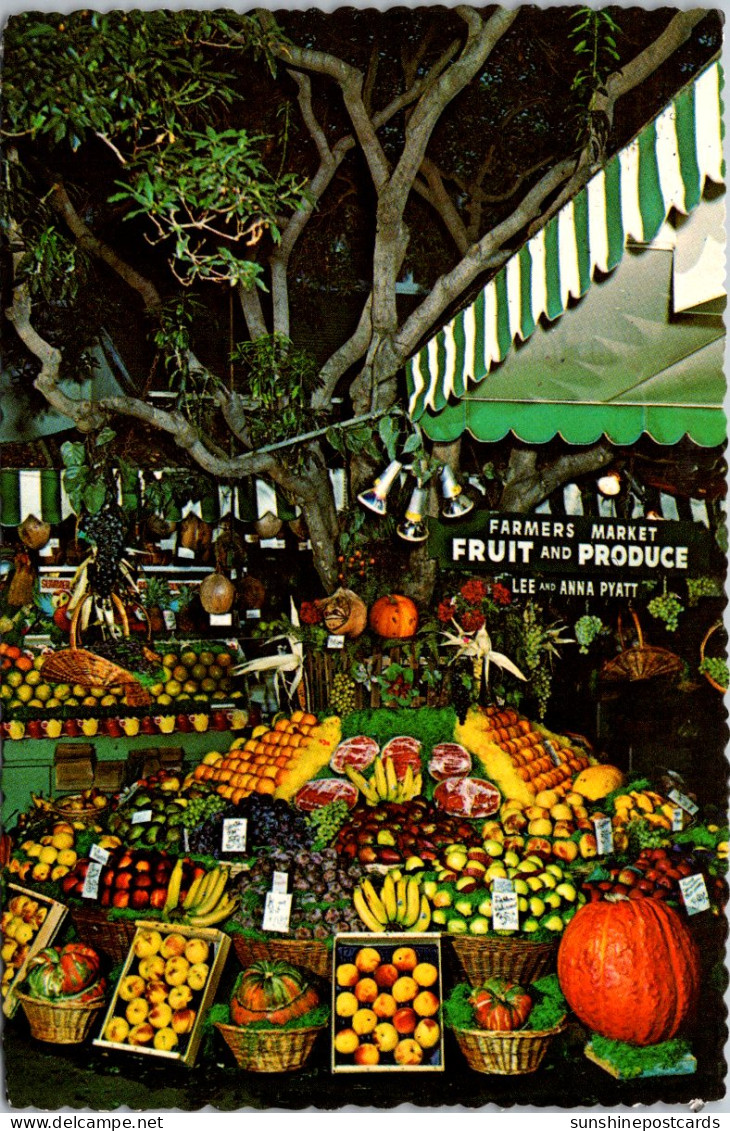 California Los Angeles Framers Market Fruit Display 1976 - Los Angeles