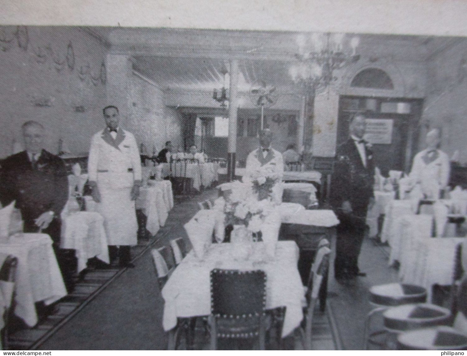 > Black Americana       Waiter Staff     Shoyer's Restaurant Philadelphia Pa.     Ref 6130 - Black Americana