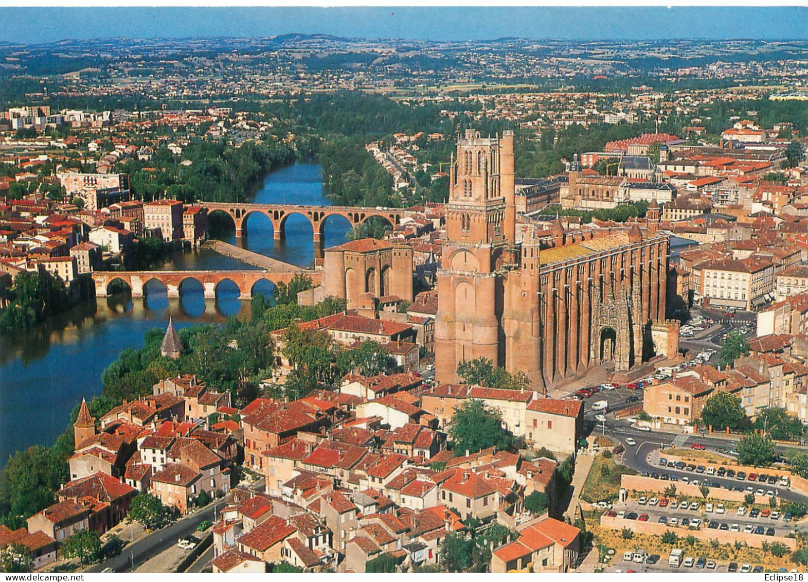 Albi - Vue Aérienne Sur La Basilique     O 458 - Albi