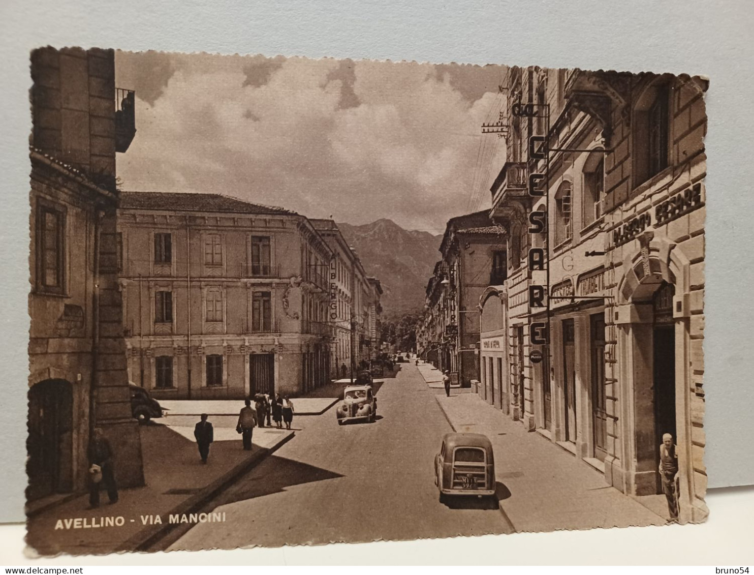 3 Cartoline Avellino,piazza Libertà,didtributore,via Mancini,auto Fiat Topolino Giardinetta,cordo Vittorio Emanuele - Avellino