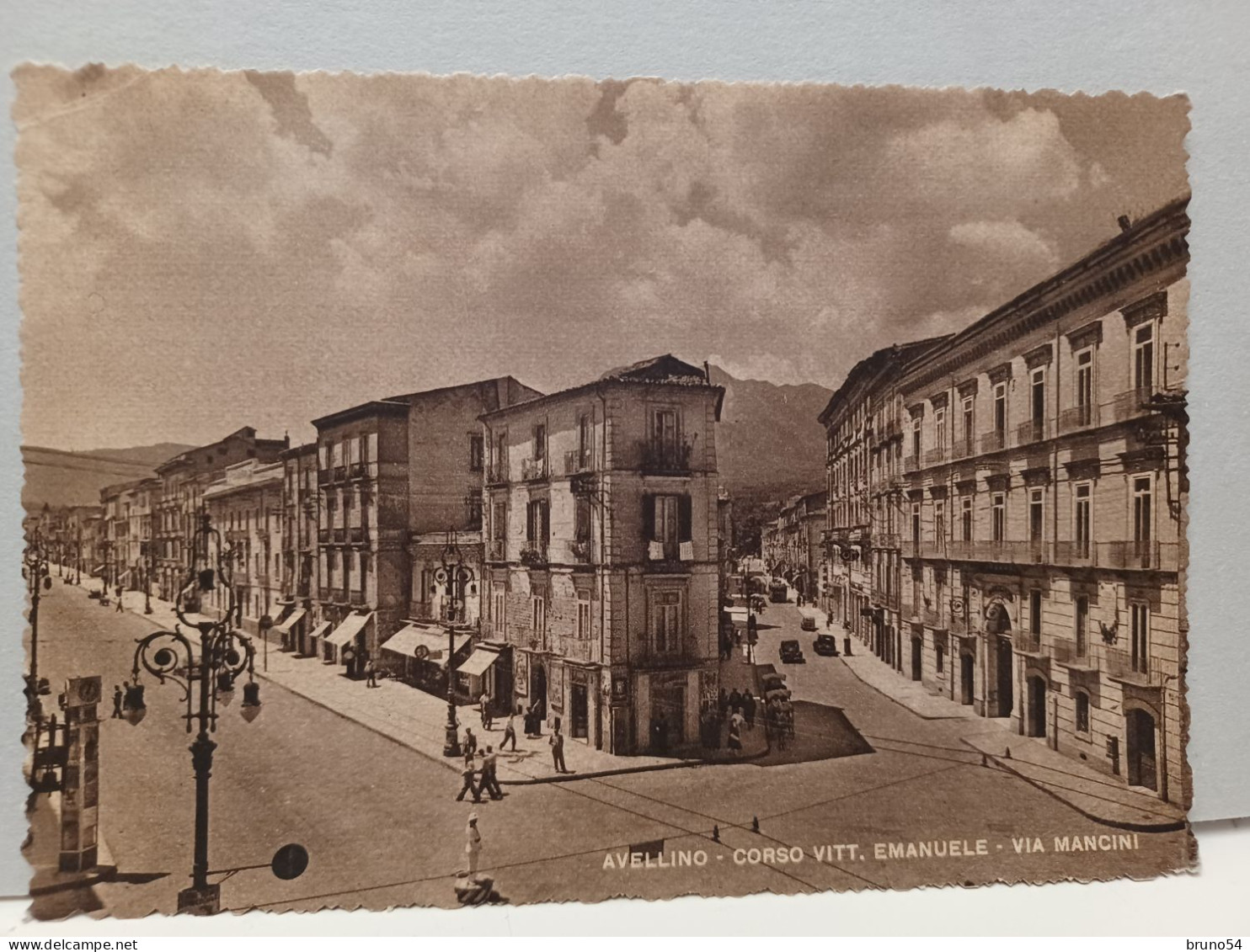 3 Cartoline Avellino,piazza Libertà,didtributore,via Mancini,auto Fiat Topolino Giardinetta,cordo Vittorio Emanuele - Avellino