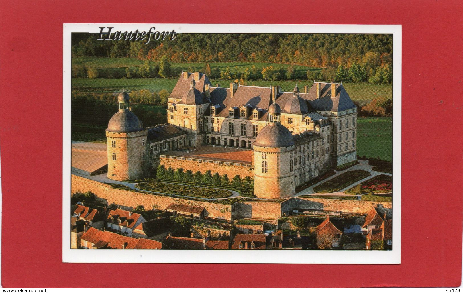 24---HAUTEFORT---Château IX Au XVIIIè Siècle---voir 2 Scans - Hautefort