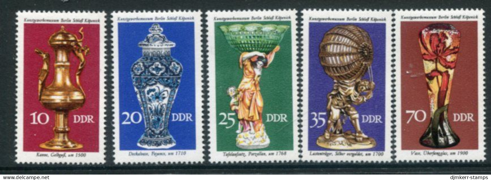 DDR / E. GERMANY 1976 Historic Handicrafts MNH / **....  Michel 2171-75 - Neufs