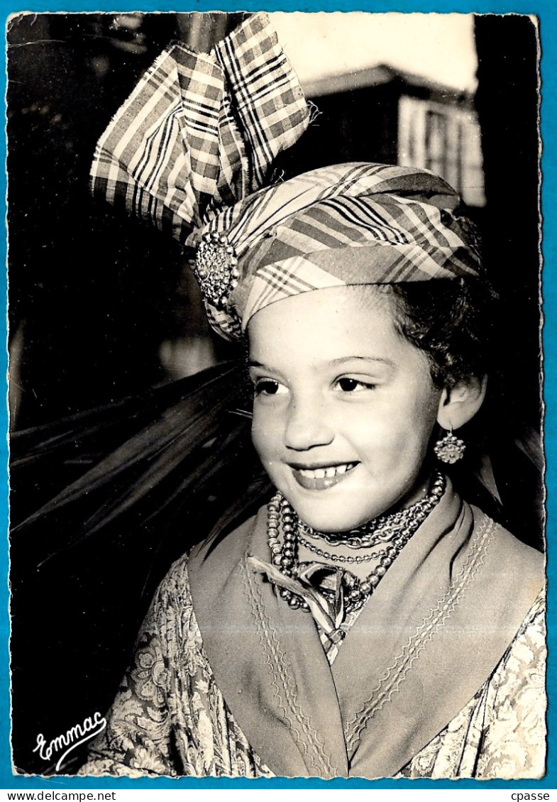 CPSM GUADELOUPE - Sourire Guadeloupéen ** Jeune Fille, Costume, Coiffe - Autres & Non Classés