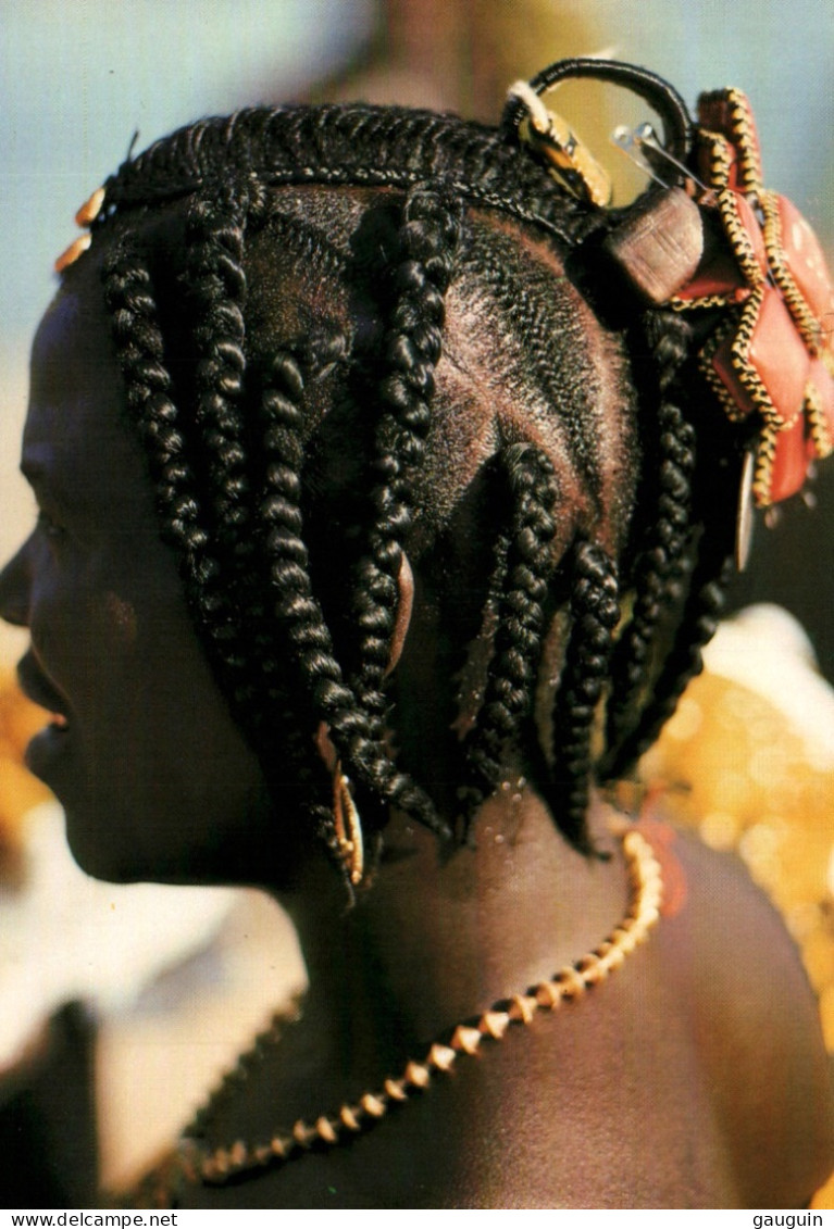 CPM - AFRIQUE En Couleurs - COIFFURE AFRICAINE - Photo B.Desjeux - Edition Iris - Non Classés