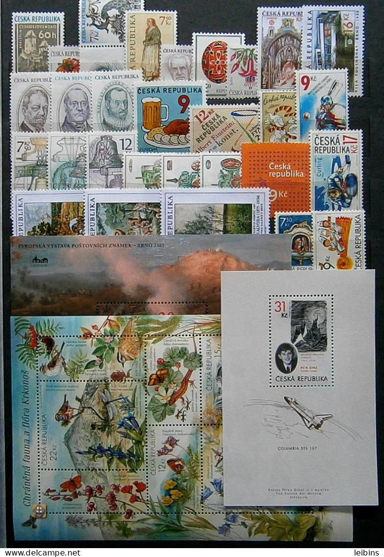 2005 Czech Republic Mi.Complete Year (434 Missing), Series, Blocks /** - Années Complètes