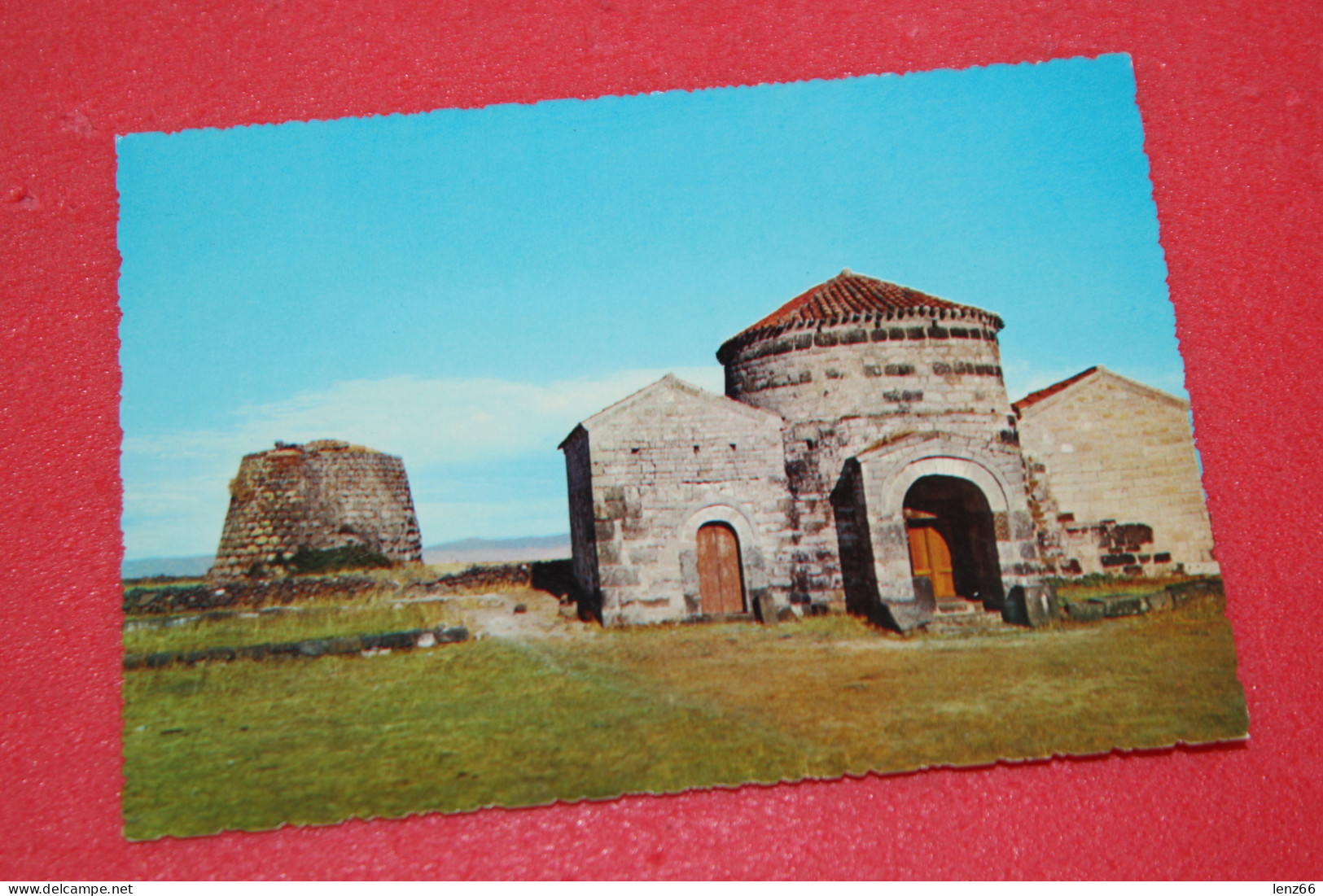 Nuoro Silanus La Chiesa E Nuraghe NV - Autres & Non Classés