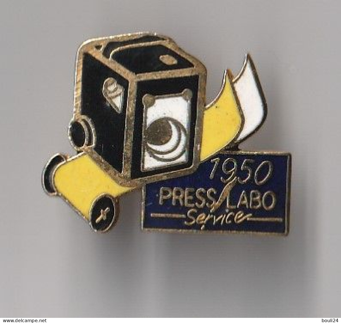 PIN'S THEME PHOTOGRAPHIE  PRESS LABO  1950  SERVICE - Fotografie