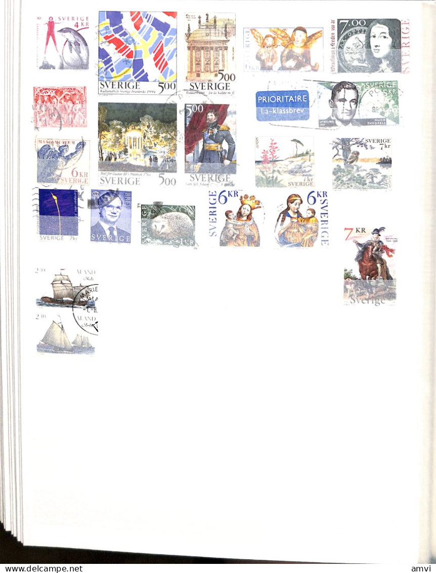 23-0611 Sam Collection De Plus De 200 Timbres Suede Sans Album - Colecciones