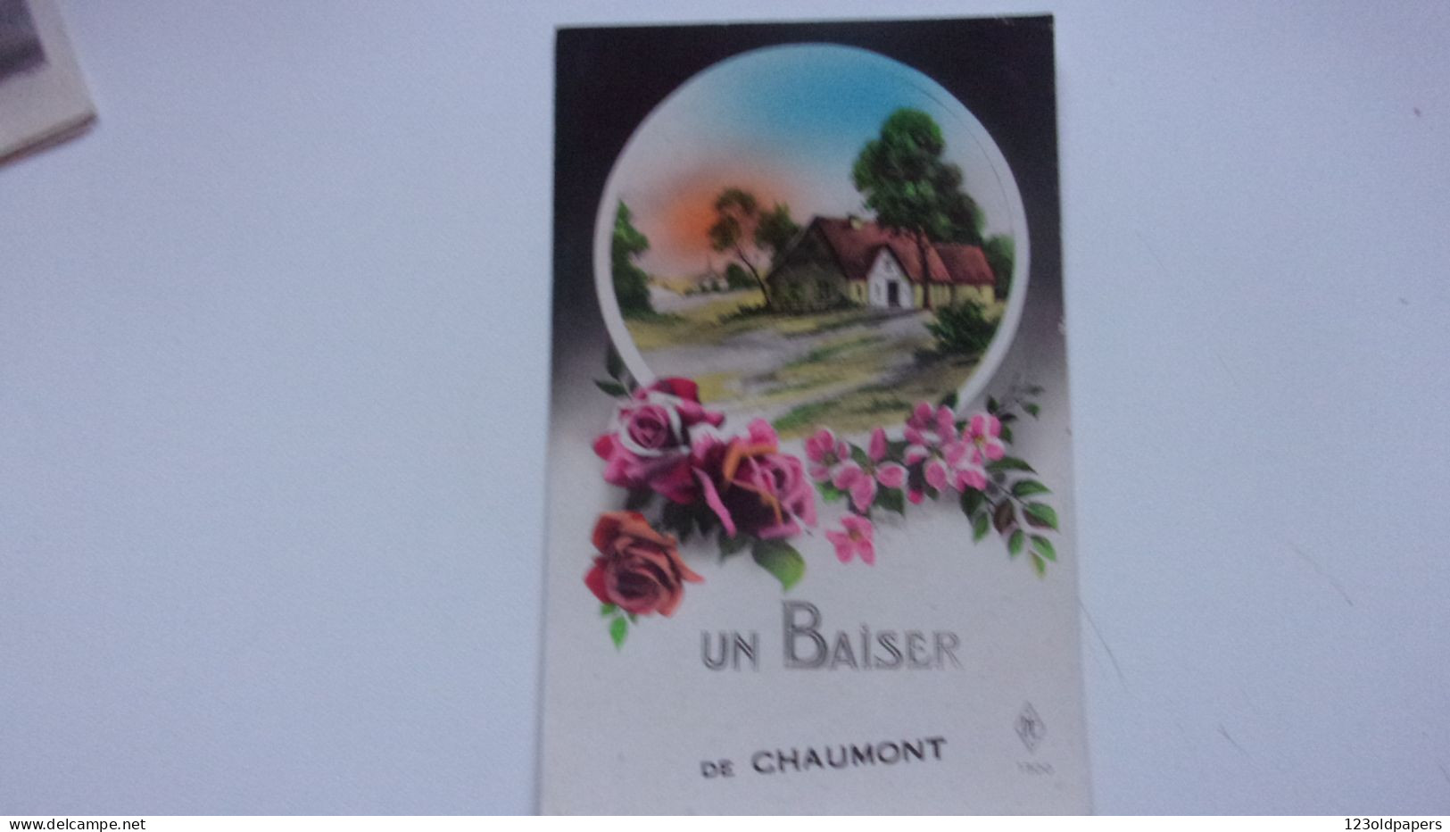 52  UN BAISER DE CHAUMONT - Chaumont