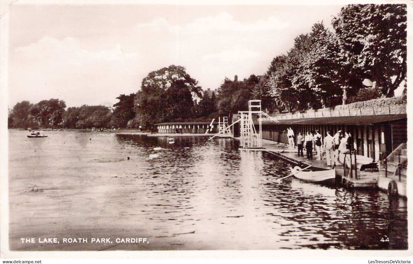 WALES - CARDIFF - The Lake - Roath Park - Carte Postale Ancienne - Glamorgan