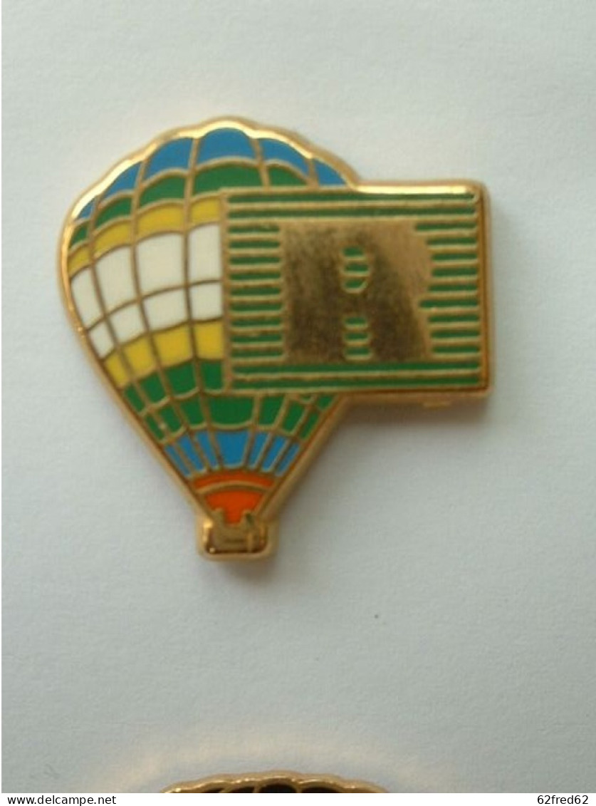 PIN'S  MONTGOLFIERE - R - Airships