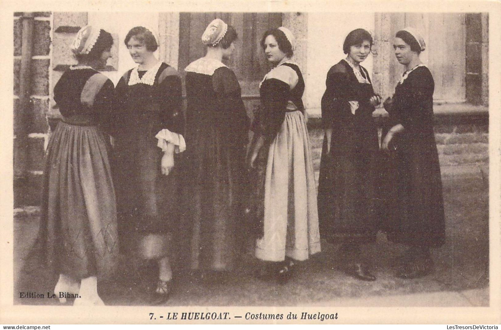 FRANCE - 29 - LE HUELGOAT - Costumes De Huelgoat - Edition Le Bihan - Carte Postale Ancienne - Huelgoat