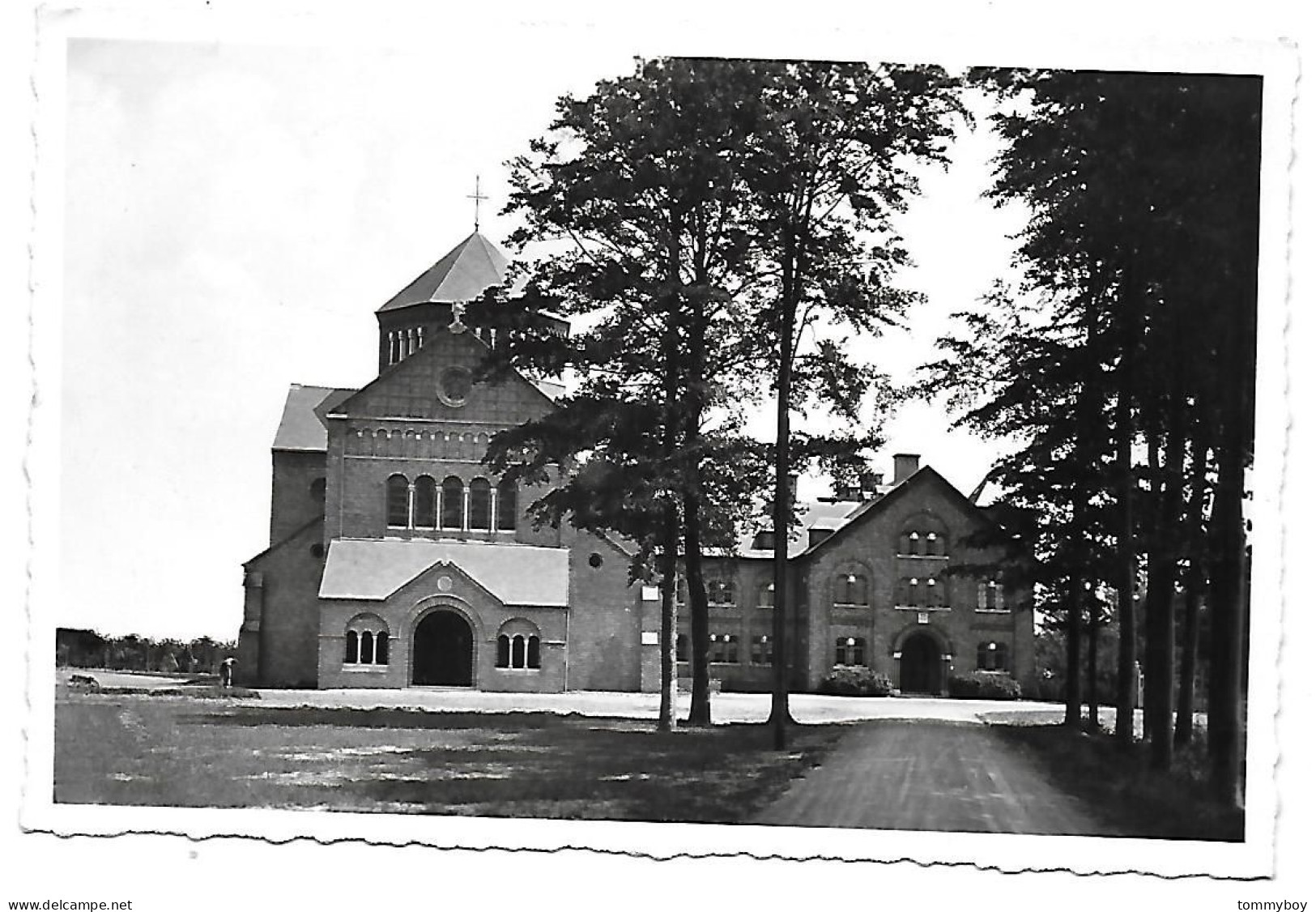 CPA Loppem, Monastère Des Bénédictines Missionnaires De N-D. De Bethanie, Entrées De L'église Et Du Monastère - Zedelgem