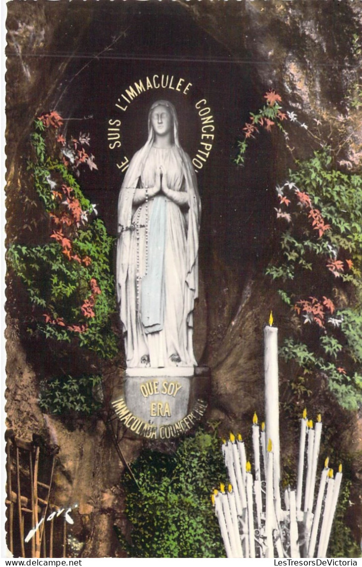 FRANCE - 65 - LOURDES - Notre Dame De Lourdes Dans La Grotte Miraculeuse - Edit JOVE - Carte Postale Ancienne - Lourdes