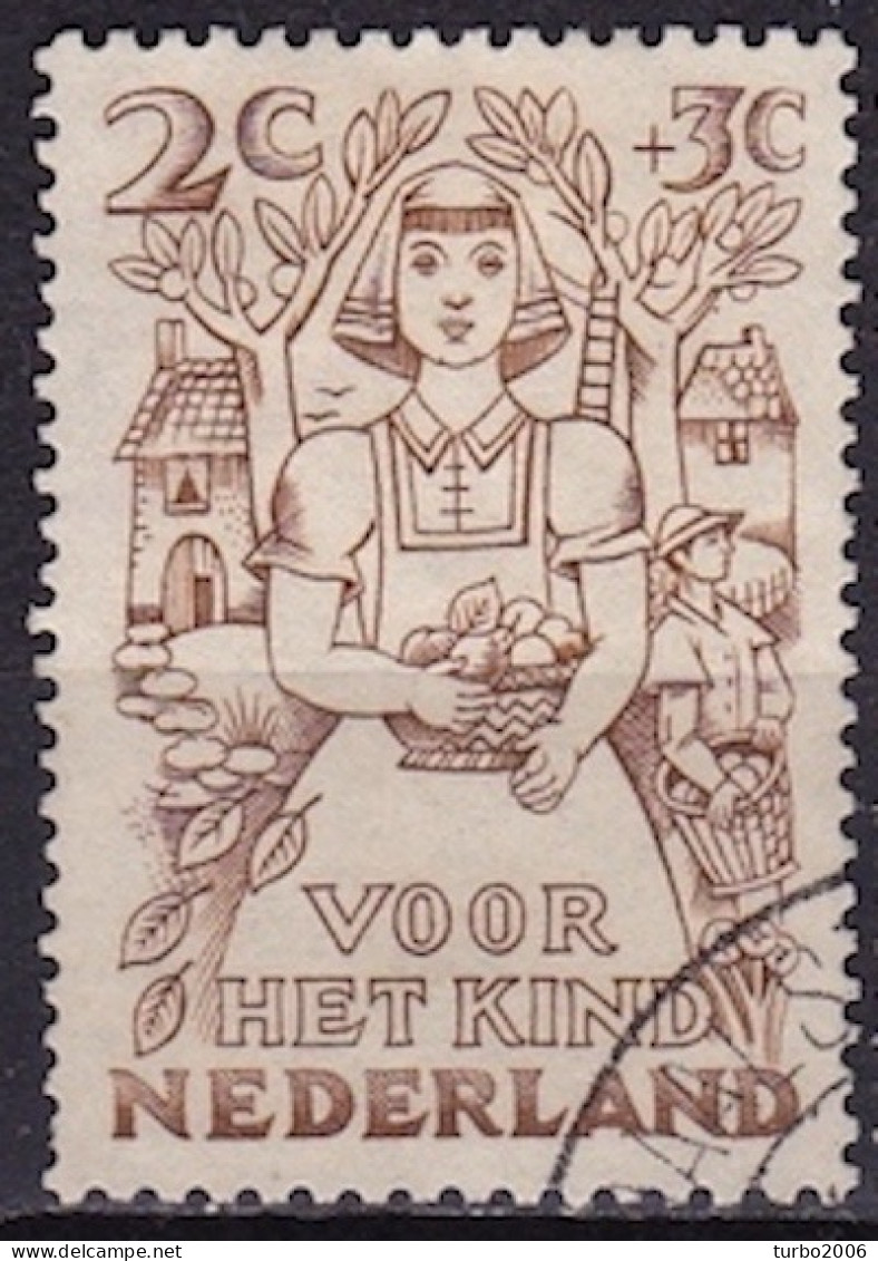 Plaatfout Stipje In De Onderste Tak Van De Boom Rechts In 1949 Kinderzegels 2 + 3 Ct Bruin NVPH 544 PM 1 - Variétés Et Curiosités