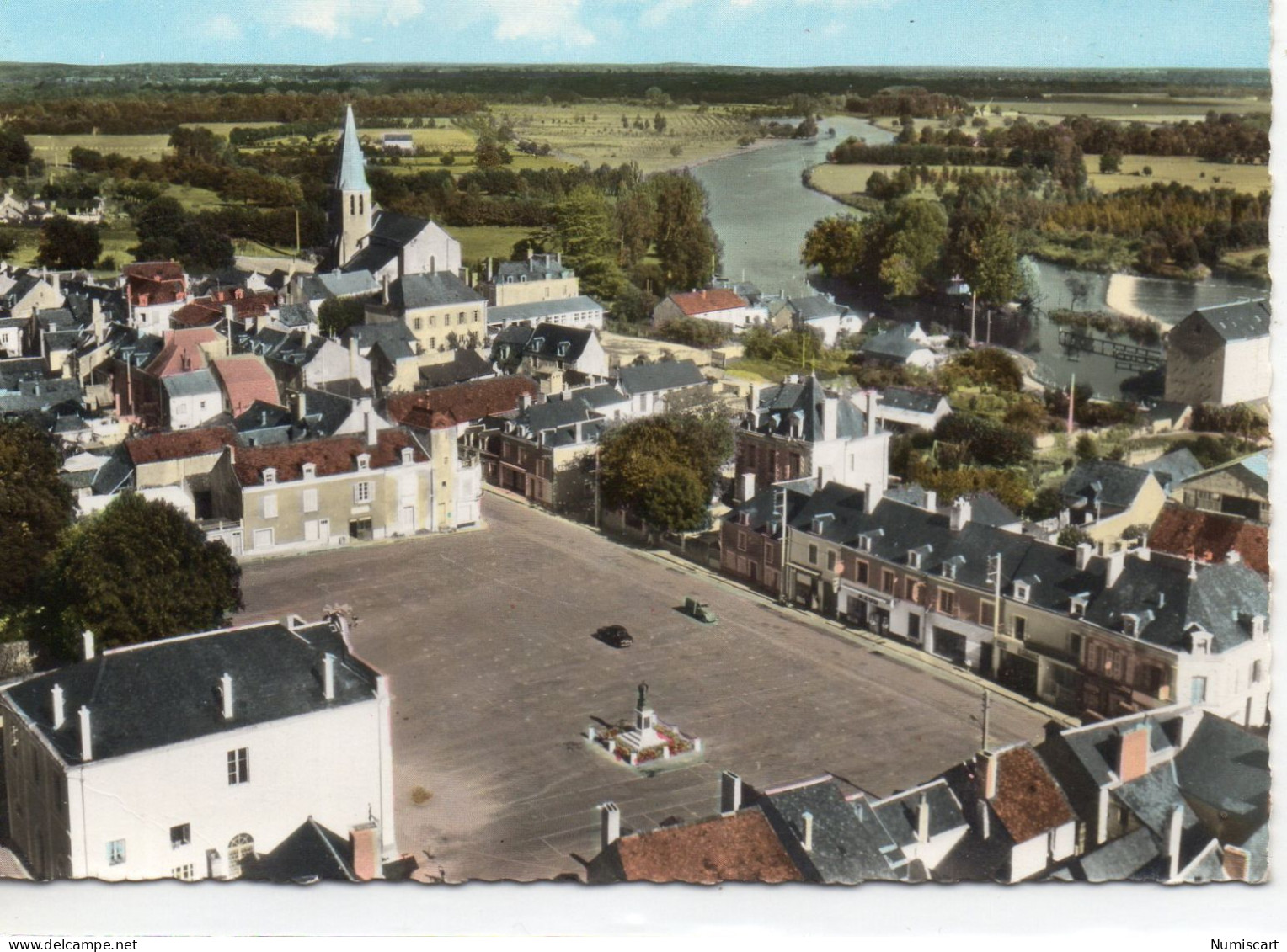 Châteauneuf-sur-Sarthe Belle Vue Aérienne Du Village - Chateauneuf Sur Sarthe