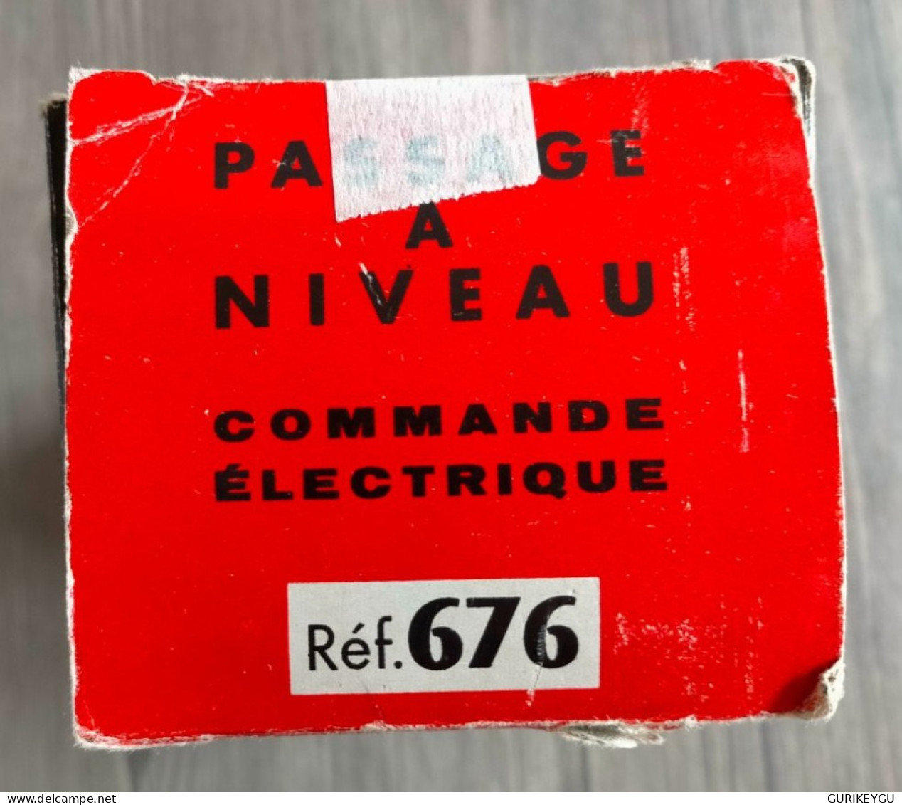 HO JOUEF passage à niveau commande électrique réf 676 made in France avec boite d'origine rouge