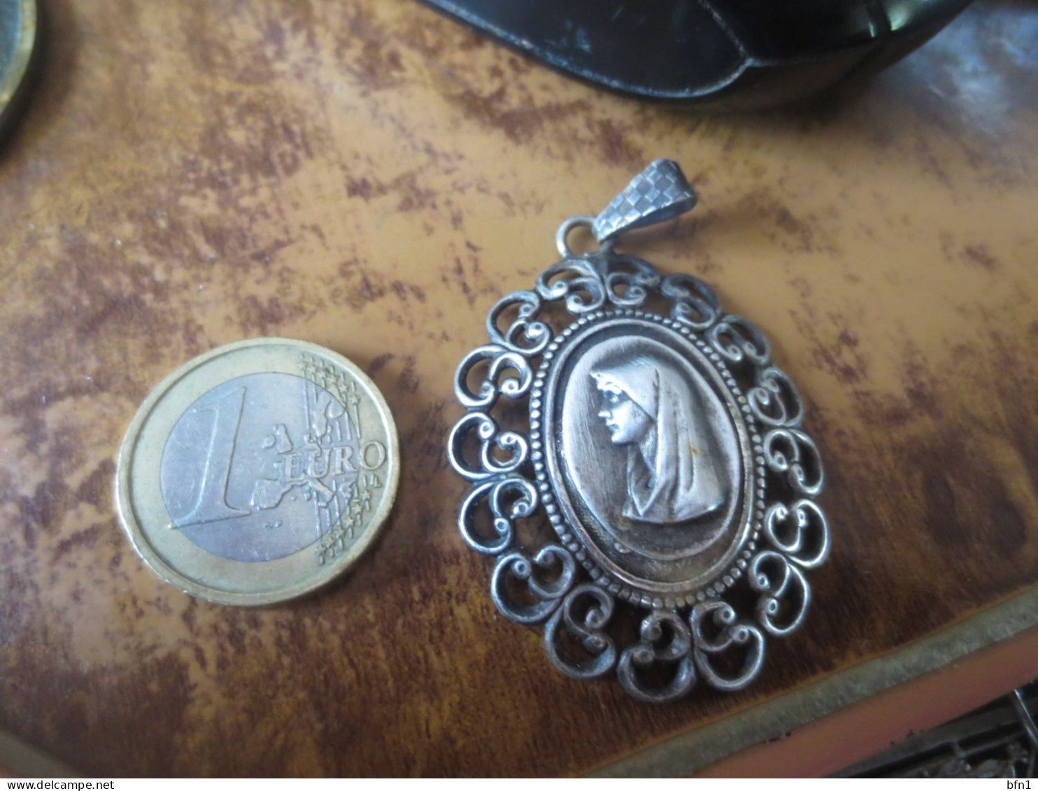 PENDENTIF VIERGE - Etnica