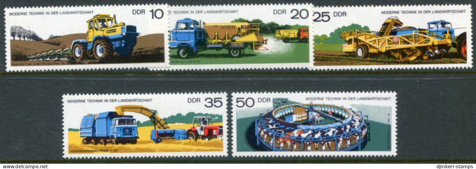 DDR / E. GERMANY 1977 Agricultural Machines MNH / **.  Michel 2236-40 - Nuevos