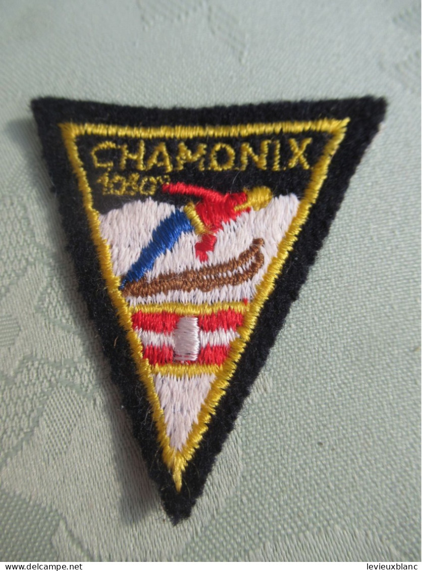 Ecusson Tissu Ancien / France /CHAMONIX 1030 M/ Haute  Savoie/ Alpes Françaises/ Vers 1960 -1970      ET385 - Escudos En Tela