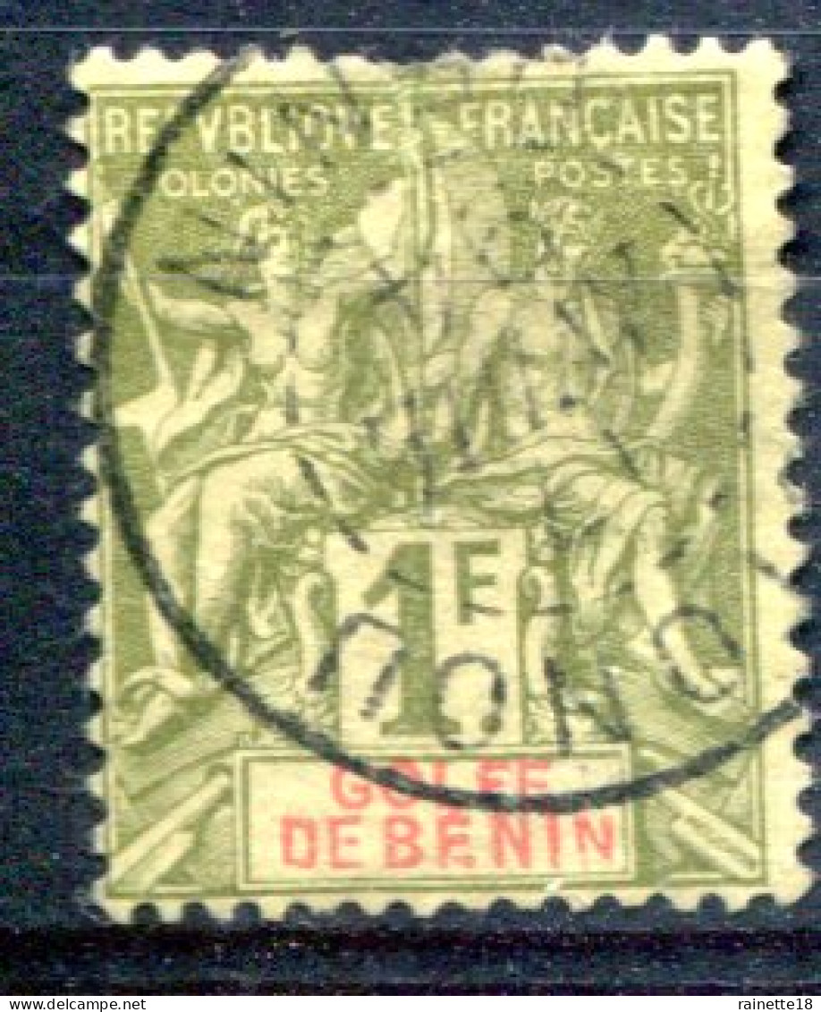 Bénin         32 Oblitéré ,une Dent Courte Haut Du Timbre - Used Stamps