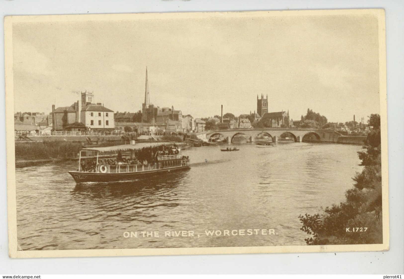 ROYAUME UNI - ENGLAND - WORCESTER - On The River - Worcester