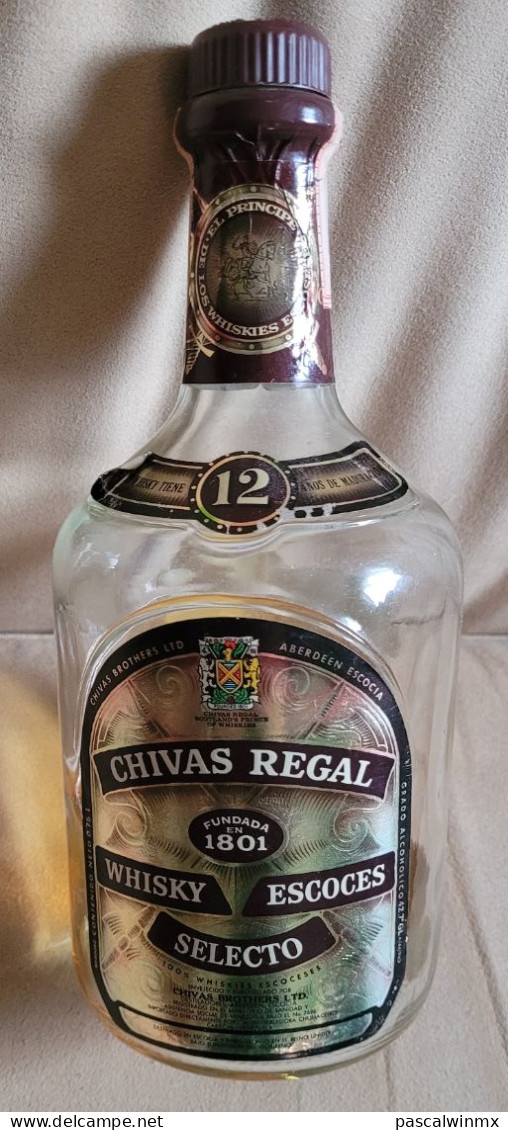 VINTAGE (RARE) : Bouteille Vide + Boîte Ltd Emission CHIVAS REGAL (VENEZUELA)