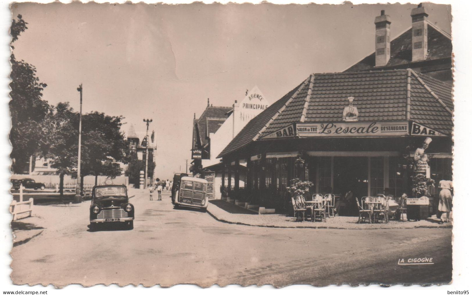 CPSM De BLONVILLE Sur MER - Le Carrefour Du Village Suisse. - Otros & Sin Clasificación