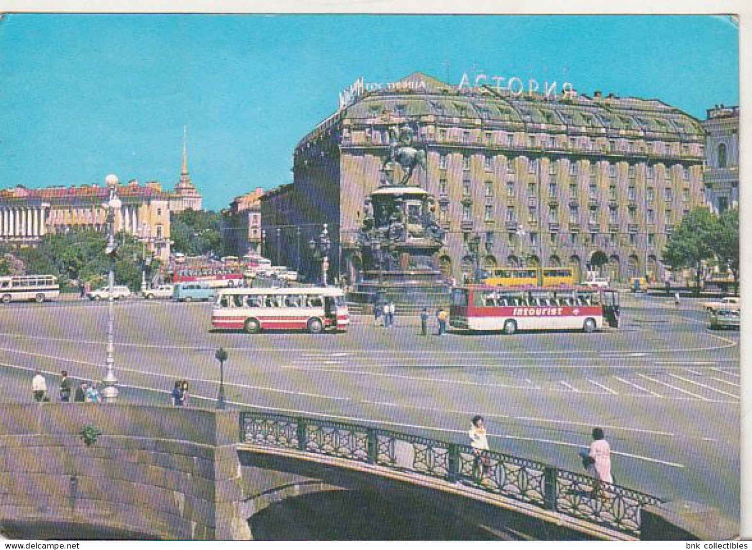 USSR Russia Circulated Postcard - Tourist Busses In Leningrad - Bus & Autocars
