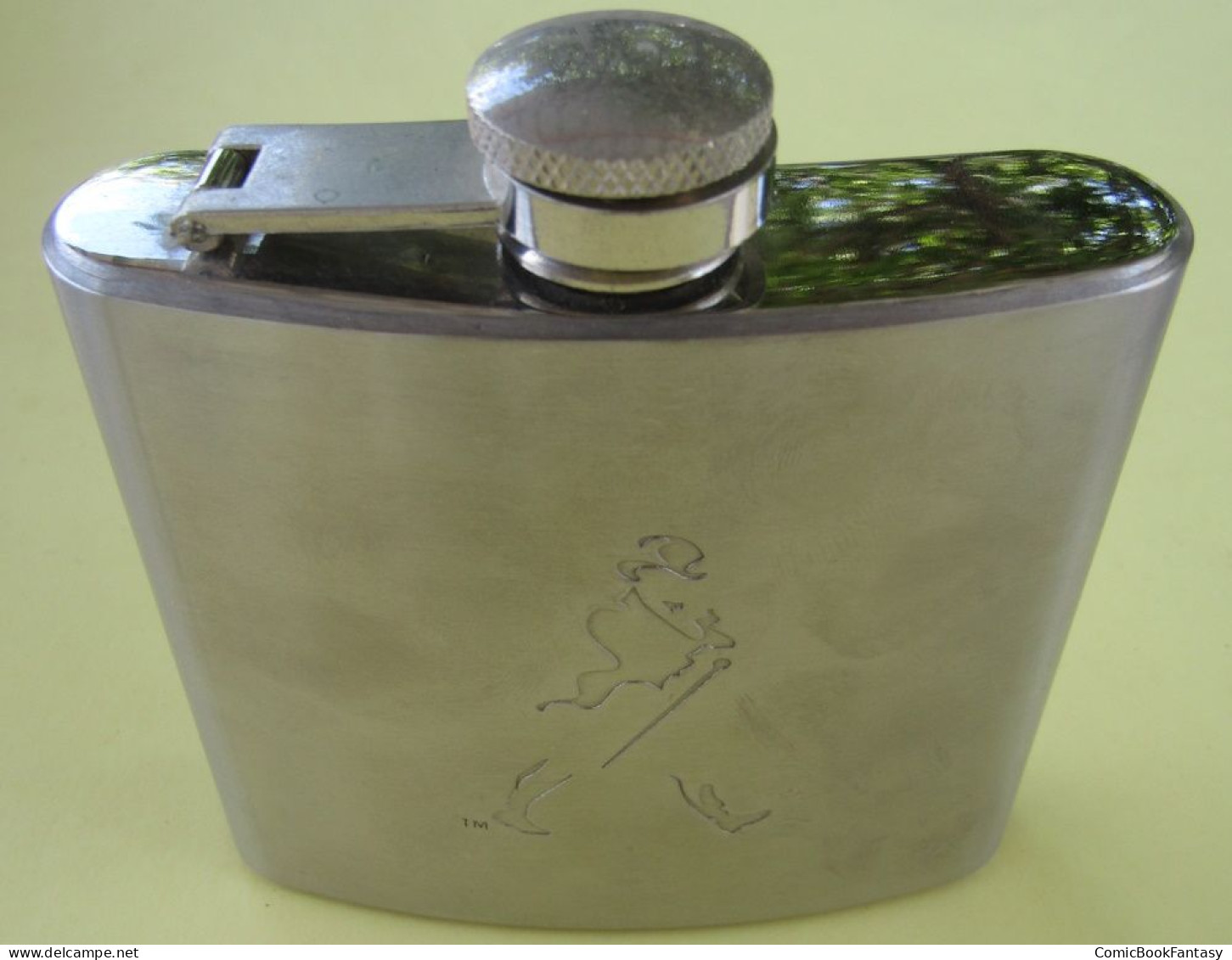 Johnnie Walker Stainless Steel Hip Flask 5 Oz - Alcohols