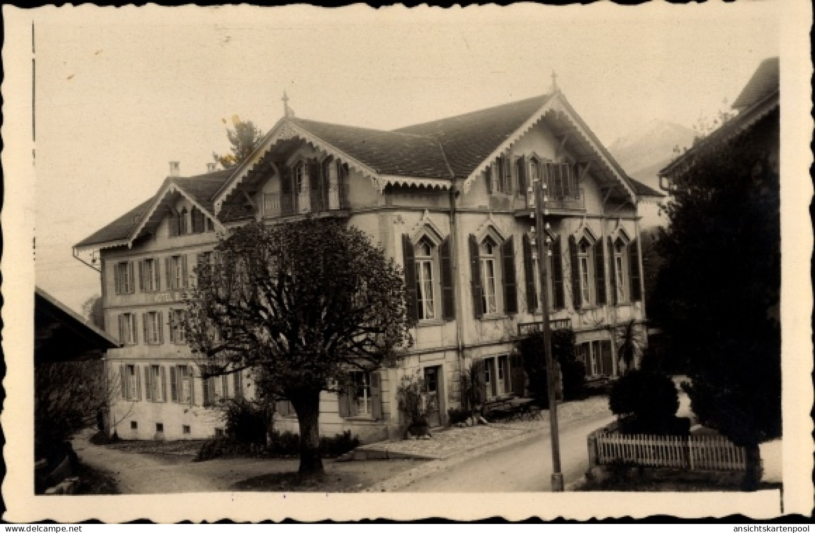 Photo CPA Aeschi Bei Spiez Kanton Bern, Hotel Blümlisalp - Aeschi Bei Spiez