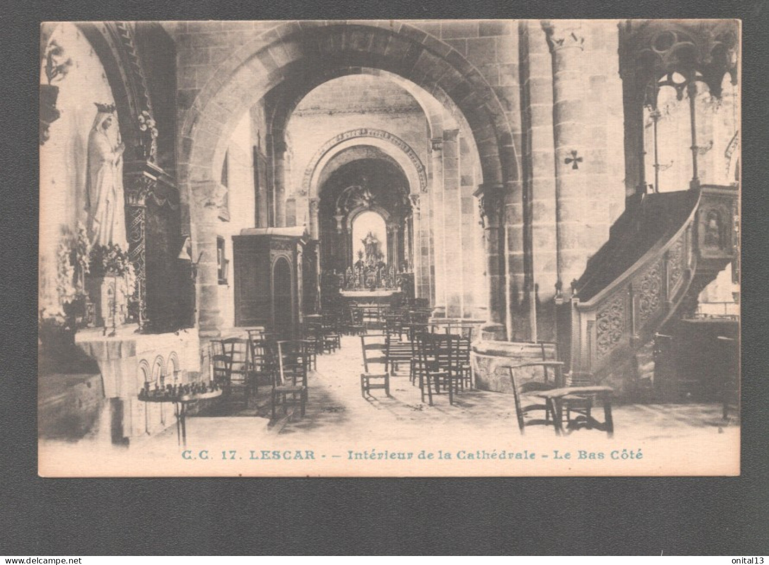 LESCAR INTERIEUR DE LA CATHEDRALE    D2447 - Lescar