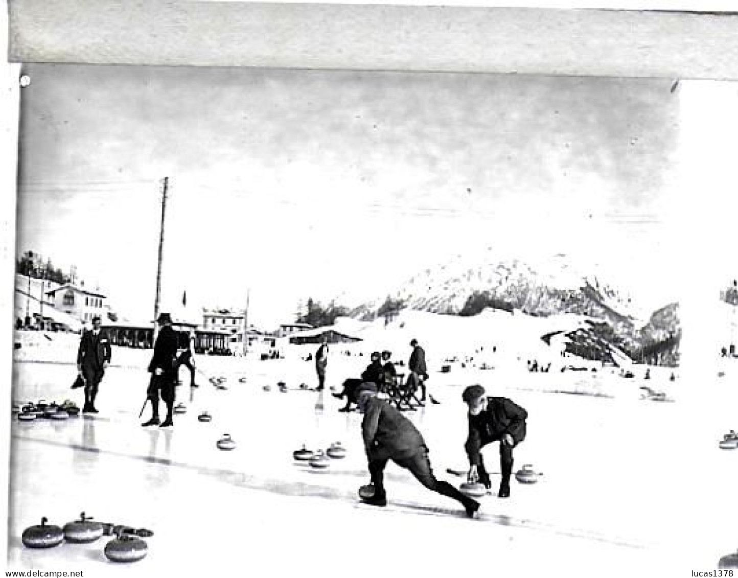 SUISSE / SAINT MORITZ / JEU DE CURLING  / DEBUT 20 EME / PLAQUE DE VERRE PHOTO STEREO / RARE CLICHE - Plaques De Verre