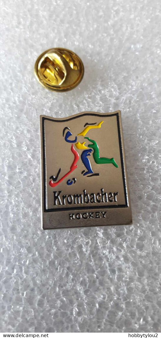 Pin's Bière Krombacher Hockey (mat) - Bière