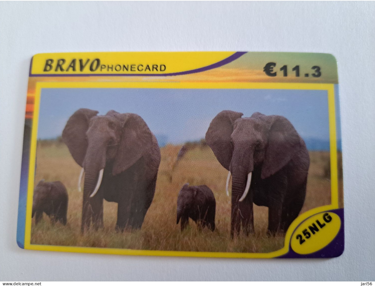 NETHERLANDS / PREPAID /HFL 25, / - BRAVO/ ELEPHANTS     /    - USED CARD  ** 13926** - Publiques