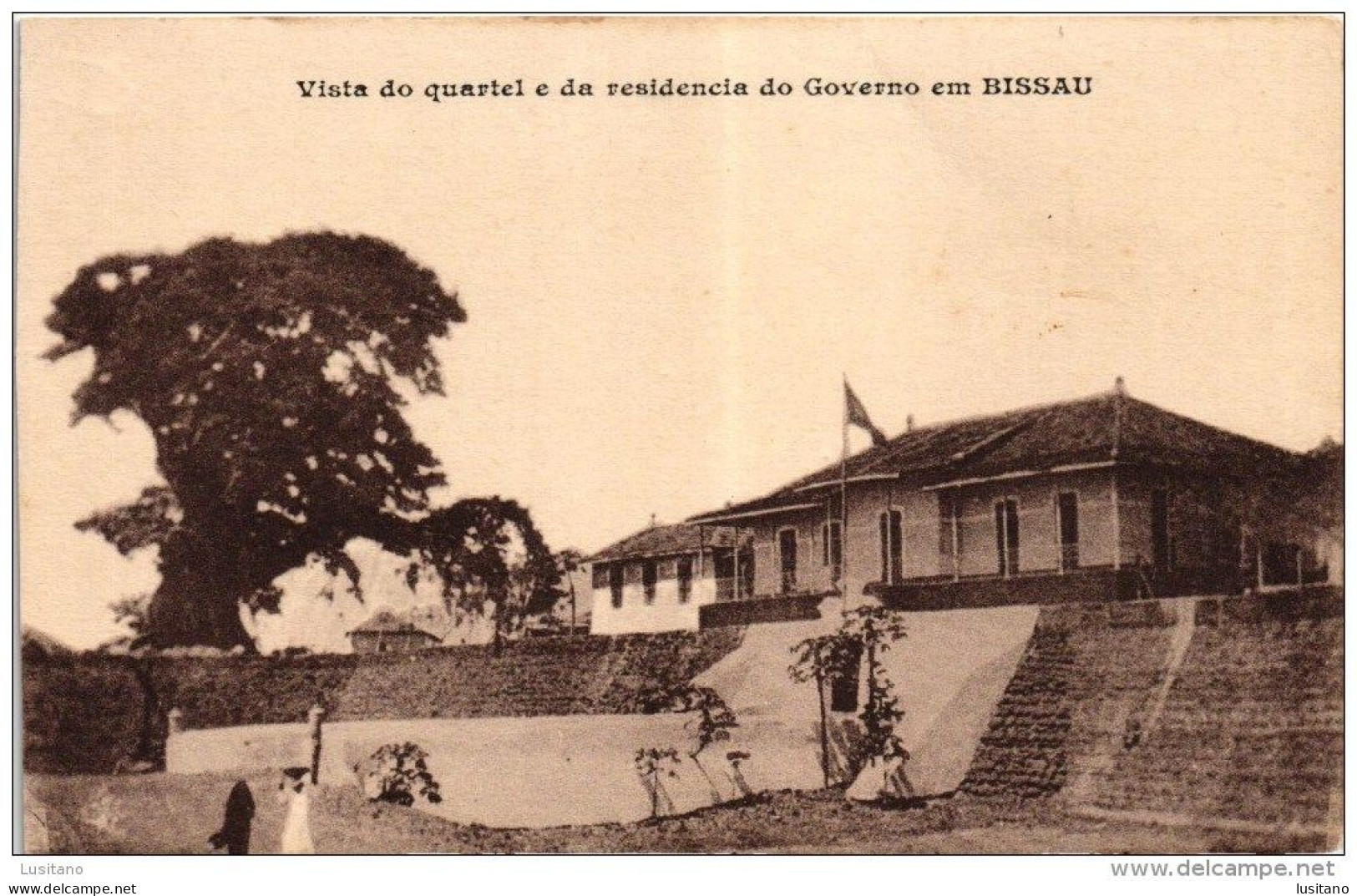 GUINE GUINEA Guinee BISSAU Vista Do Quartel E Residencia Do Governo (2 Scans) - Guinea-Bissau