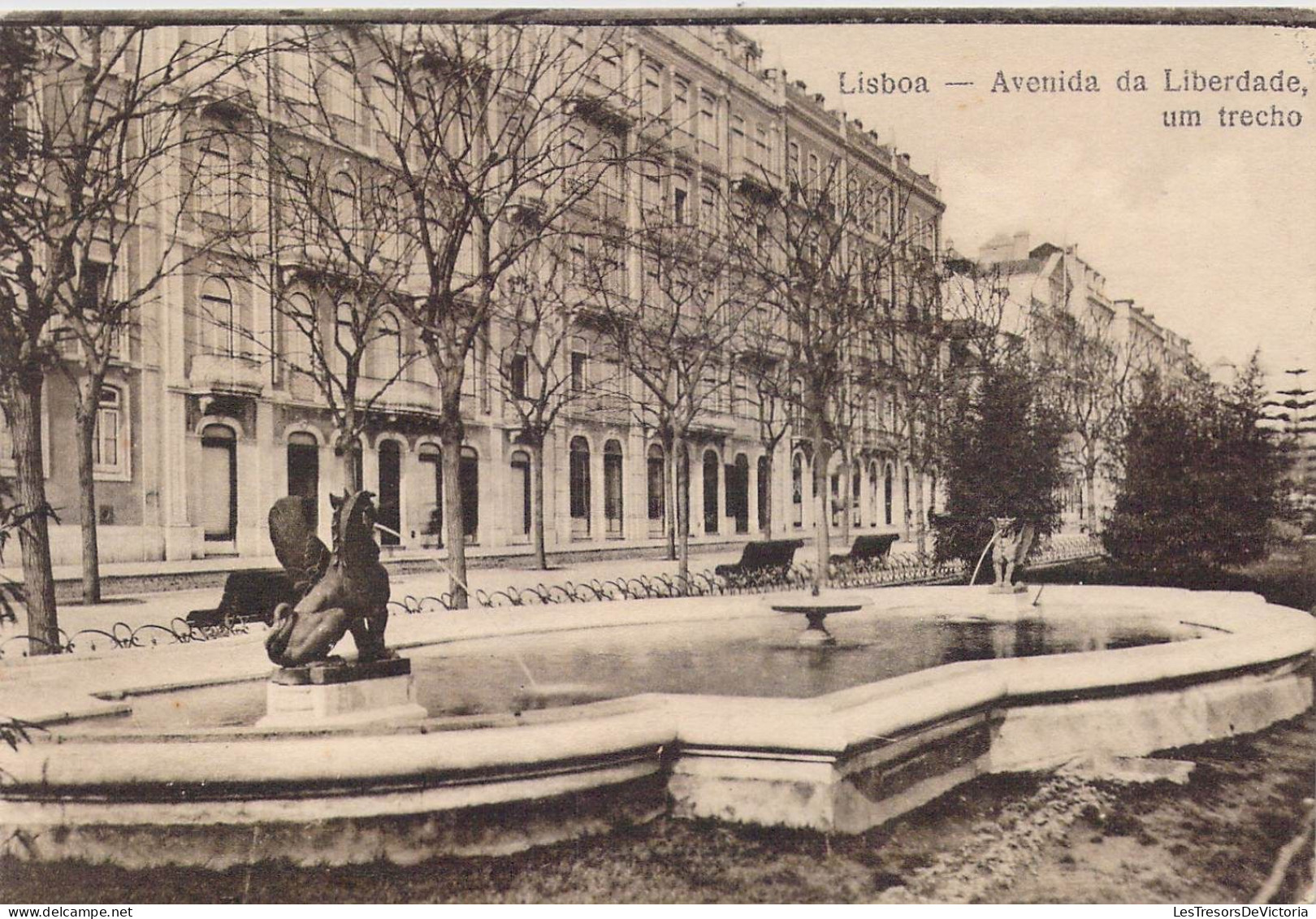 PORTUGAL - Lisboa - Avenida Da Liberdade, Um Trecho - Carte Postale Ancienne - Lisboa