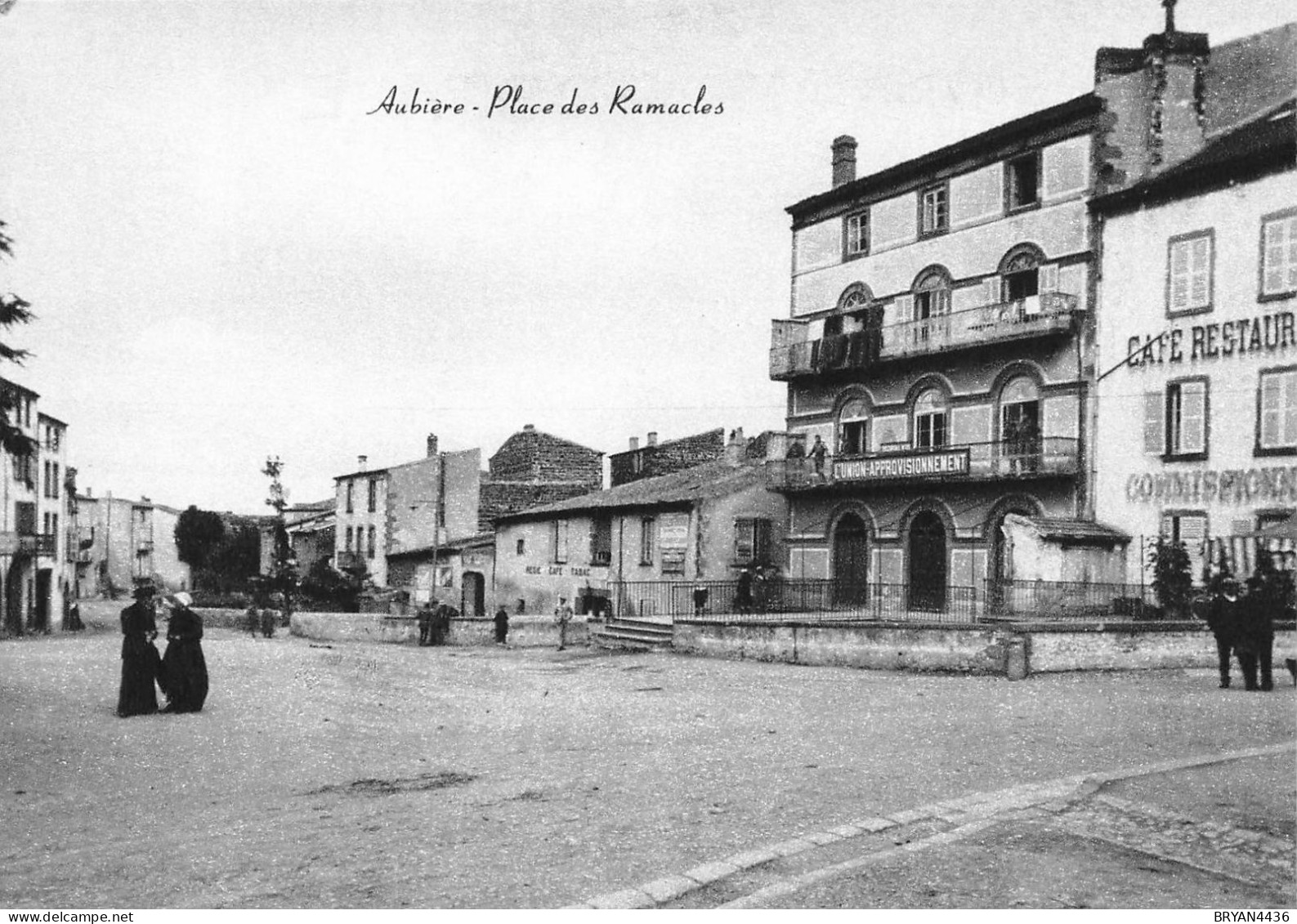 63 - AUBIERE - PLACE Des RAMACLES - CPSM - TRES BON ETAT - Aubiere